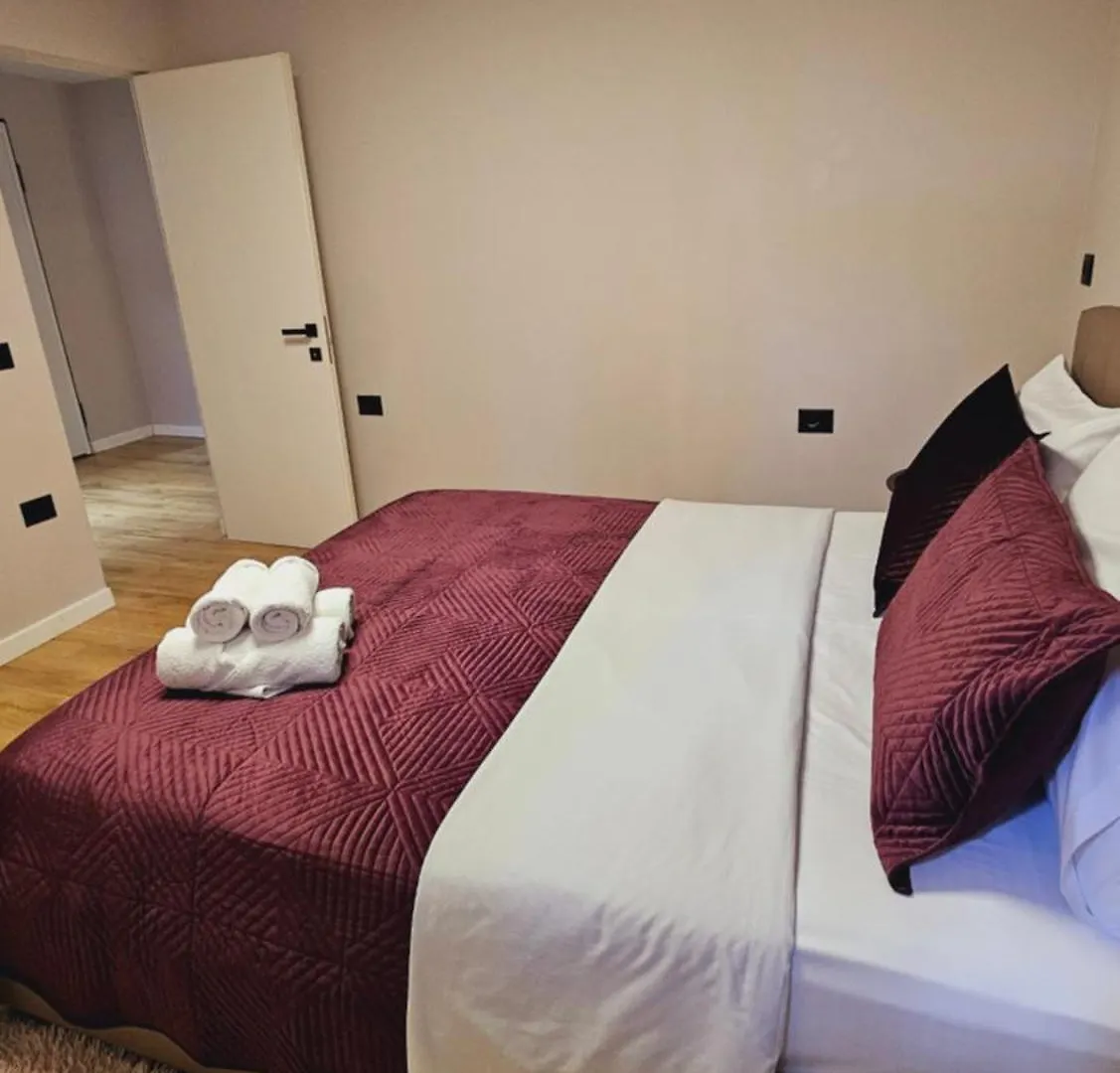 Capital Center Apartment Johani E Marini Tirana